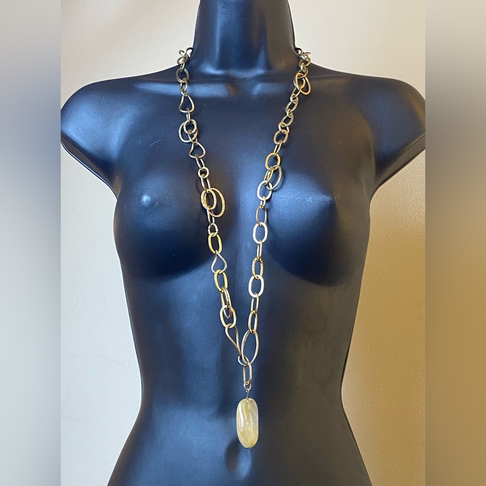 VTG Gold Tone Irregular Chain Link Extra Long With Crystal Oval Stone. Stunning